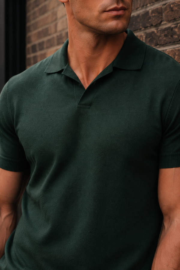 Bounces 17 knit polo fabric detail